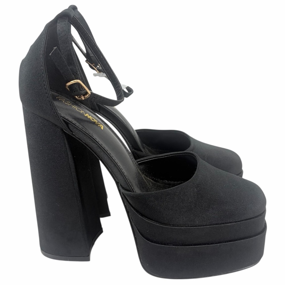 Fashion Nova Black Platform Heels Ankle Strap Chunky Heel Pumps Size 8